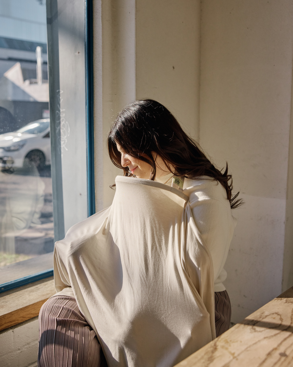 Feed Anywhere Nursing Cover - Bone Bamboo